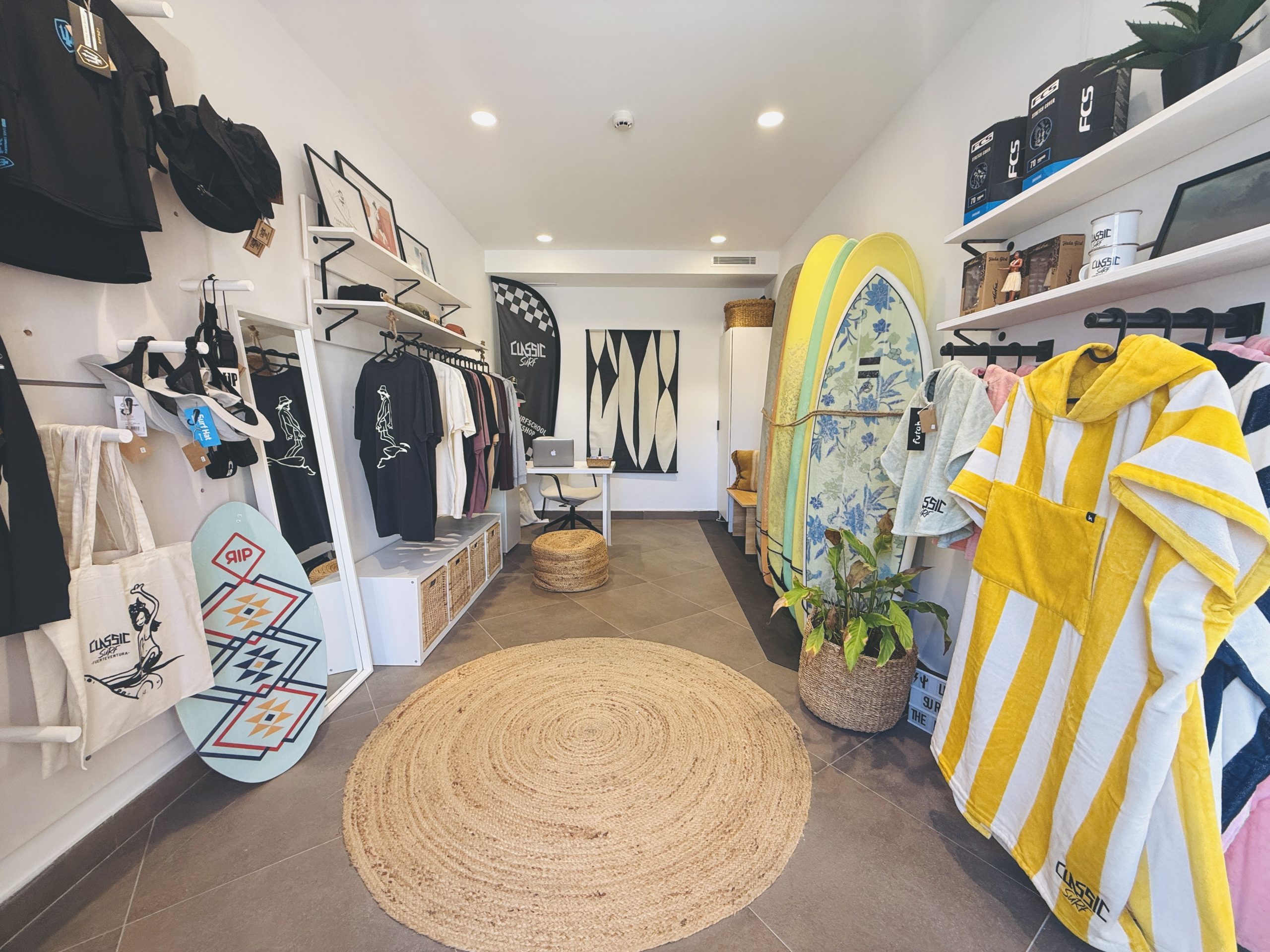 Classic Surf Shop Fuerteventura - Sotavento Beach Club